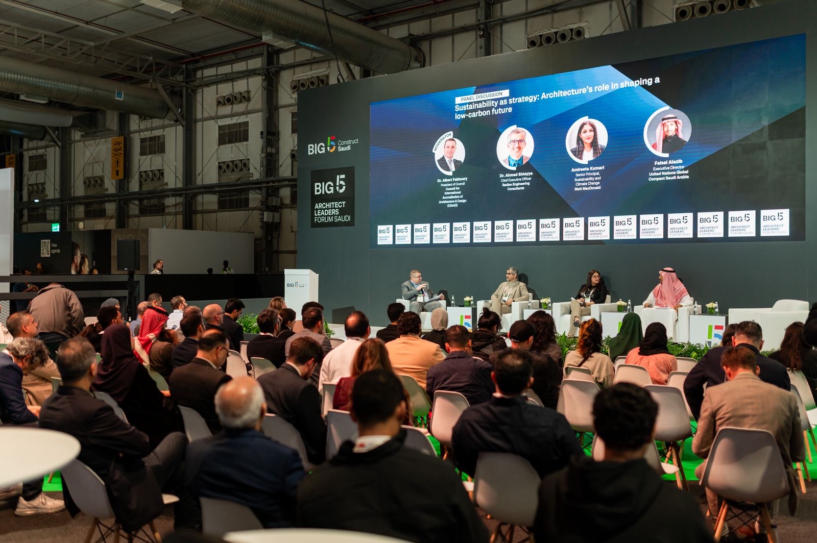 You are currently viewing معرض Big 5 Construct Saudi يسلّط الضوء على دور العمارة في بناء الأمم، فيما تعزز مذكرات التفاهم قيمة القطاع وكفاءته